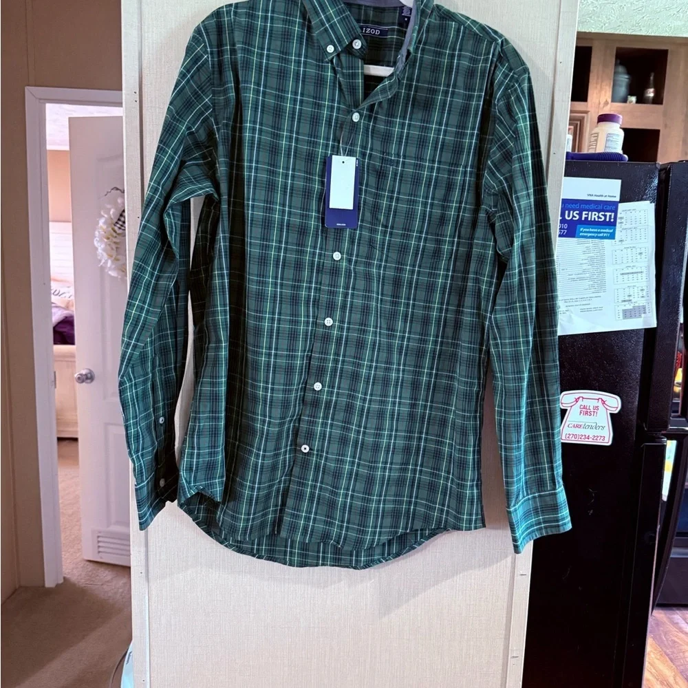 Izod Green Blue Plaid Casual Shirt